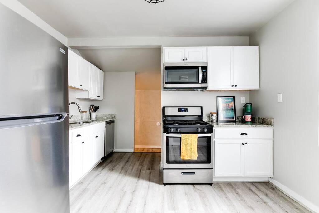 Private Boho Bungalow 10 Minutes To Downtown Rva! リッチモンド エクステリア 写真