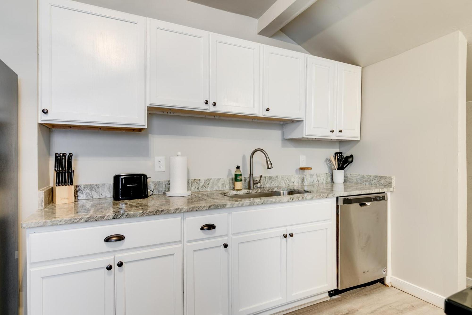 Private Boho Bungalow 10 Minutes To Downtown Rva! リッチモンド エクステリア 写真