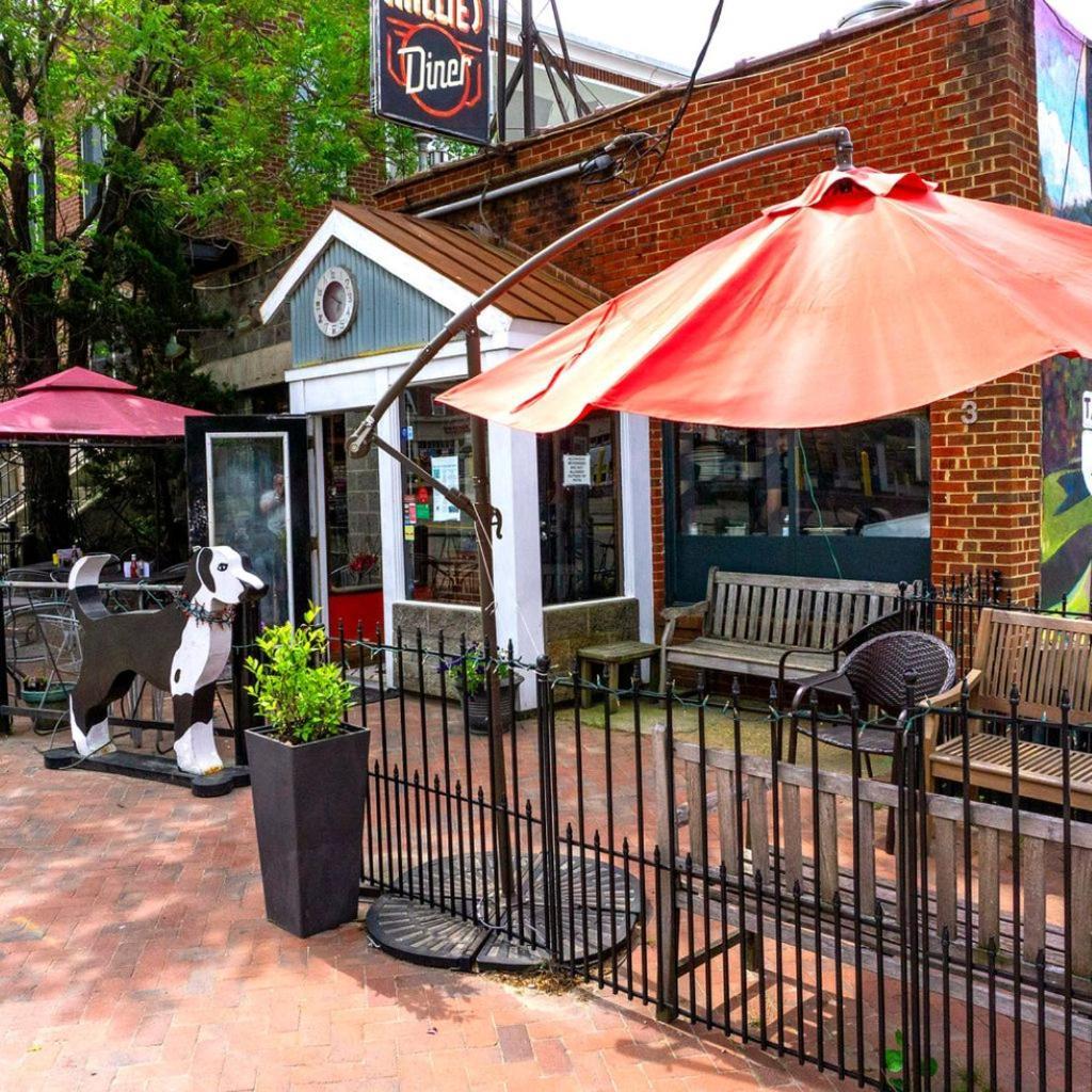 Private Boho Bungalow 10 Minutes To Downtown Rva! リッチモンド エクステリア 写真